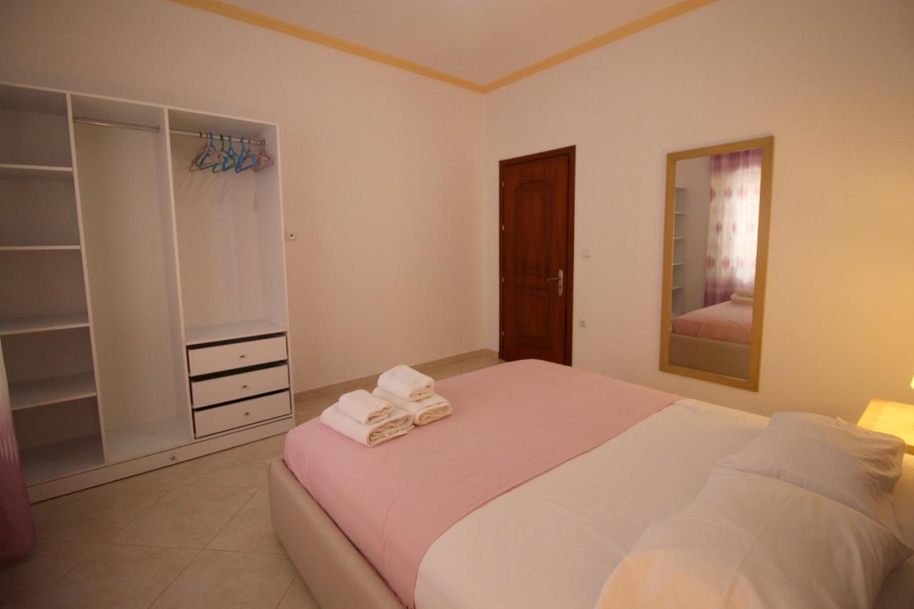 Villa 24 Σαράντα Εξωτερικό φωτογραφία