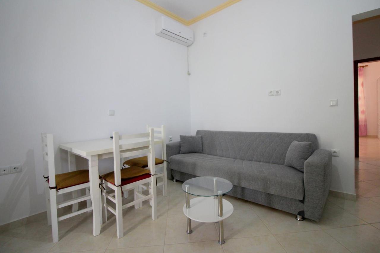 Villa 24 Σαράντα Εξωτερικό φωτογραφία